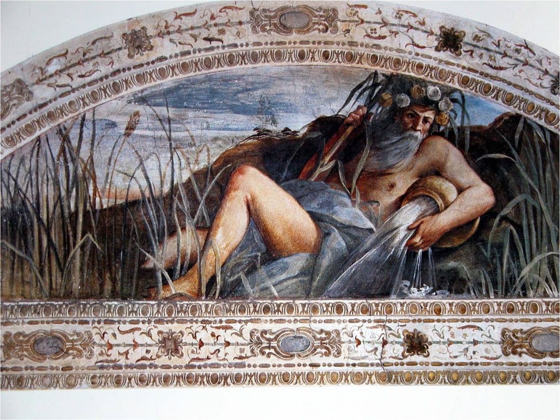 Affresco entro una lunetta: un vecchio barbuto, coronato di canne, sdraiato fra i canneti mentre versa acqua da un'anfora.