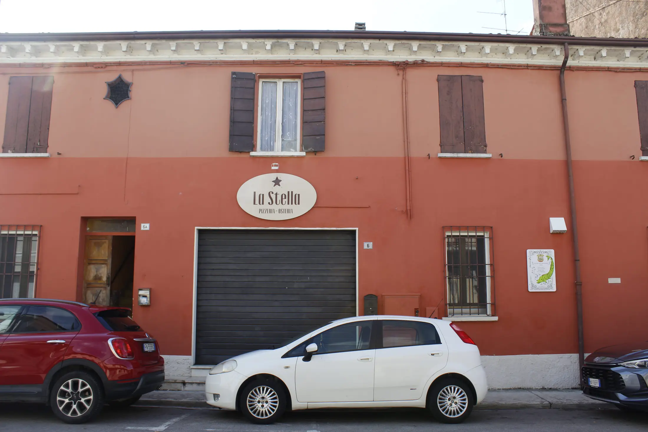 L'ingresso di Pizzeria - Osteria «La Stella»